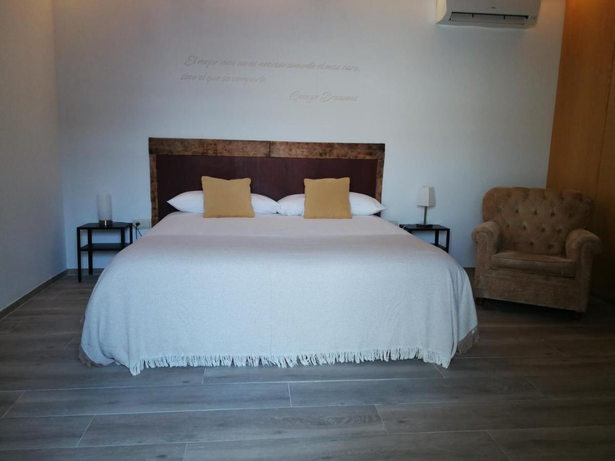 Hotel Rural Cal Ruget Vilobi Del Penedes Dış mekan fotoğraf