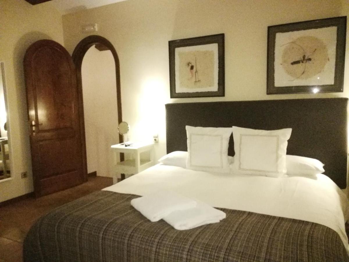 Hotel Rural Cal Ruget Vilobi Del Penedes Dış mekan fotoğraf