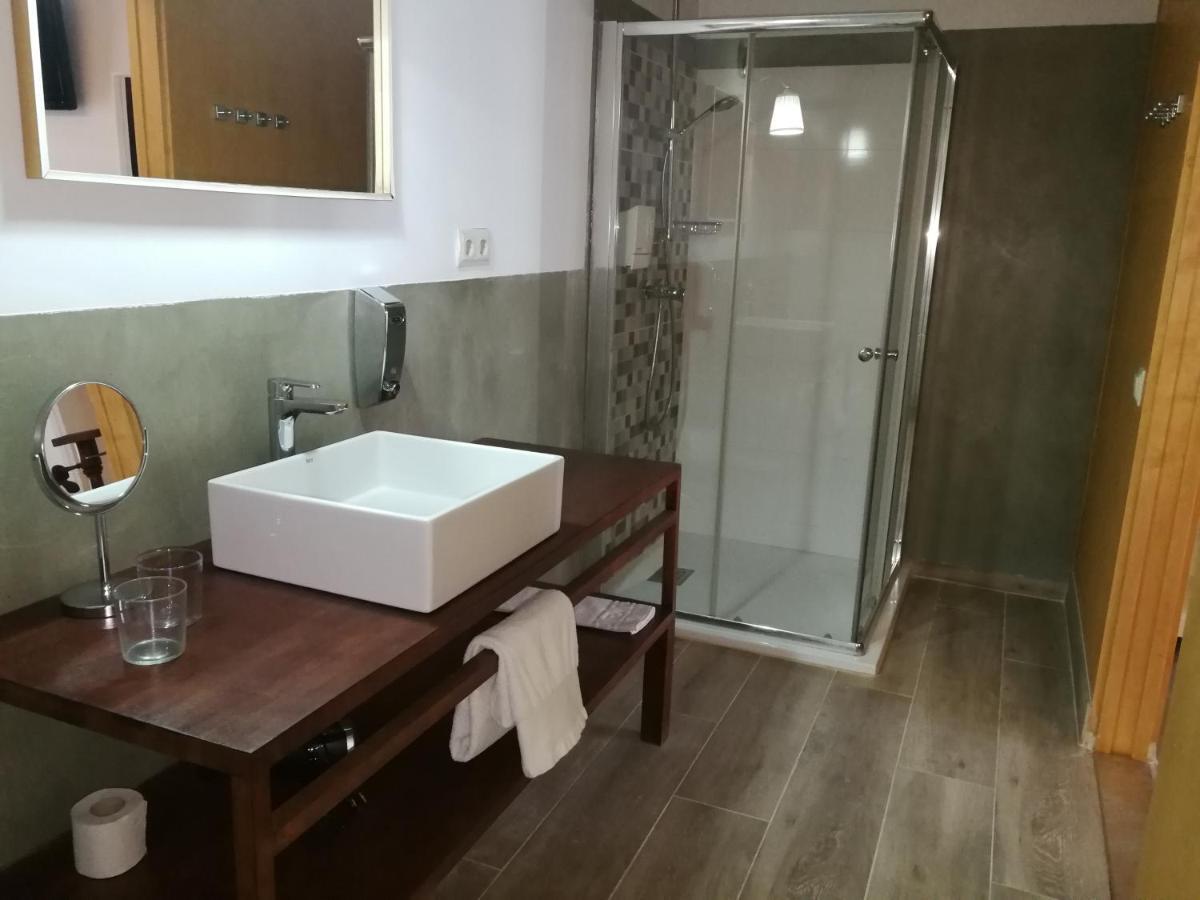 Hotel Rural Cal Ruget Vilobi Del Penedes Dış mekan fotoğraf