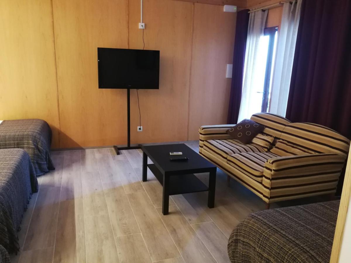 Hotel Rural Cal Ruget Vilobi Del Penedes Dış mekan fotoğraf