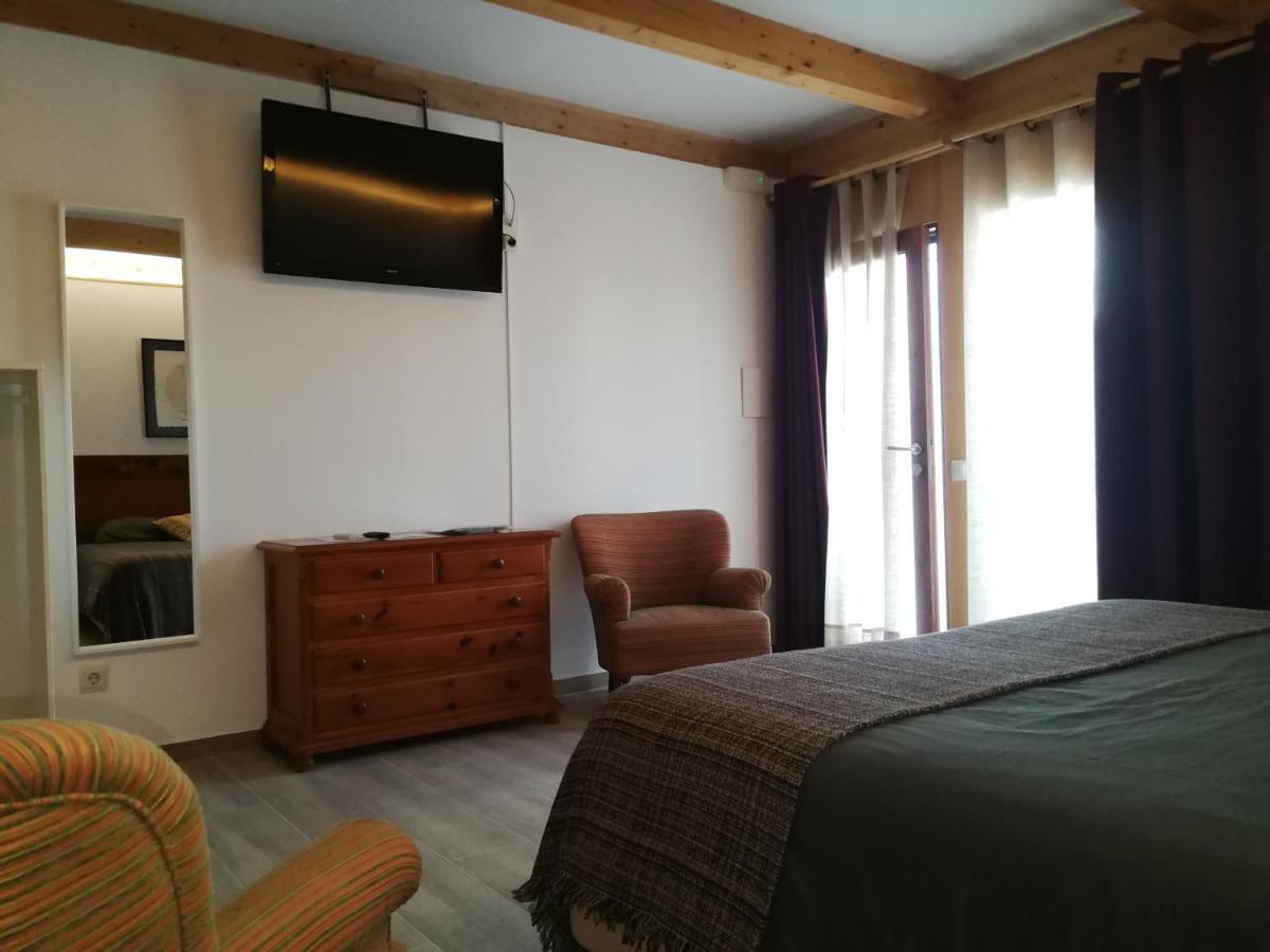 Hotel Rural Cal Ruget Vilobi Del Penedes Dış mekan fotoğraf