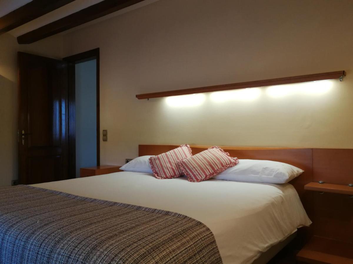Hotel Rural Cal Ruget Vilobi Del Penedes Dış mekan fotoğraf